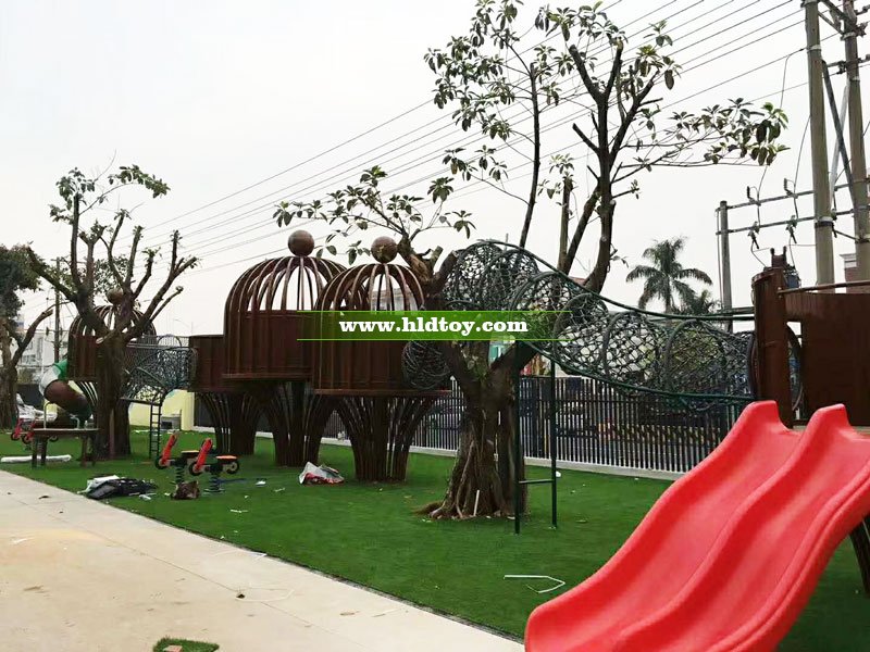 樂貝兒幼兒園戶外非標(biāo)滑梯2