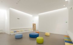 常見的兩種幼兒園教室裝修風(fēng)格