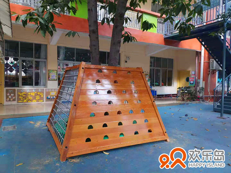佛山高明機關幼兒園游樂設備安裝圖
