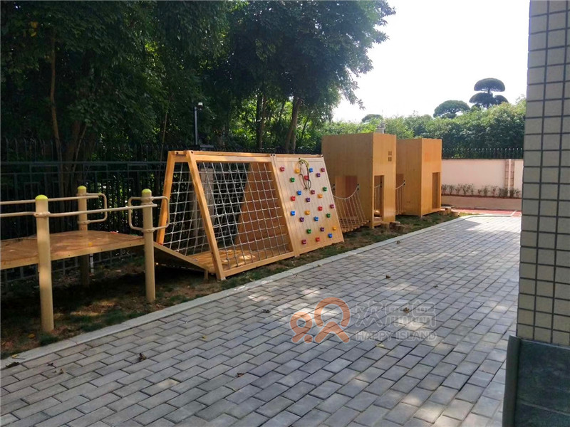 兒童游樂設(shè)施